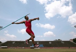 开云体育视频直播-中国男篮力克老对手 展现强硬防守态度，中国男篮vs克拉克森